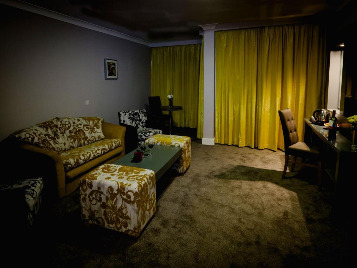 Claregalway Hotel Ngoại thất bức ảnh